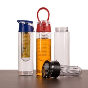 70003-Garrafa plástica 700ml Com infusor