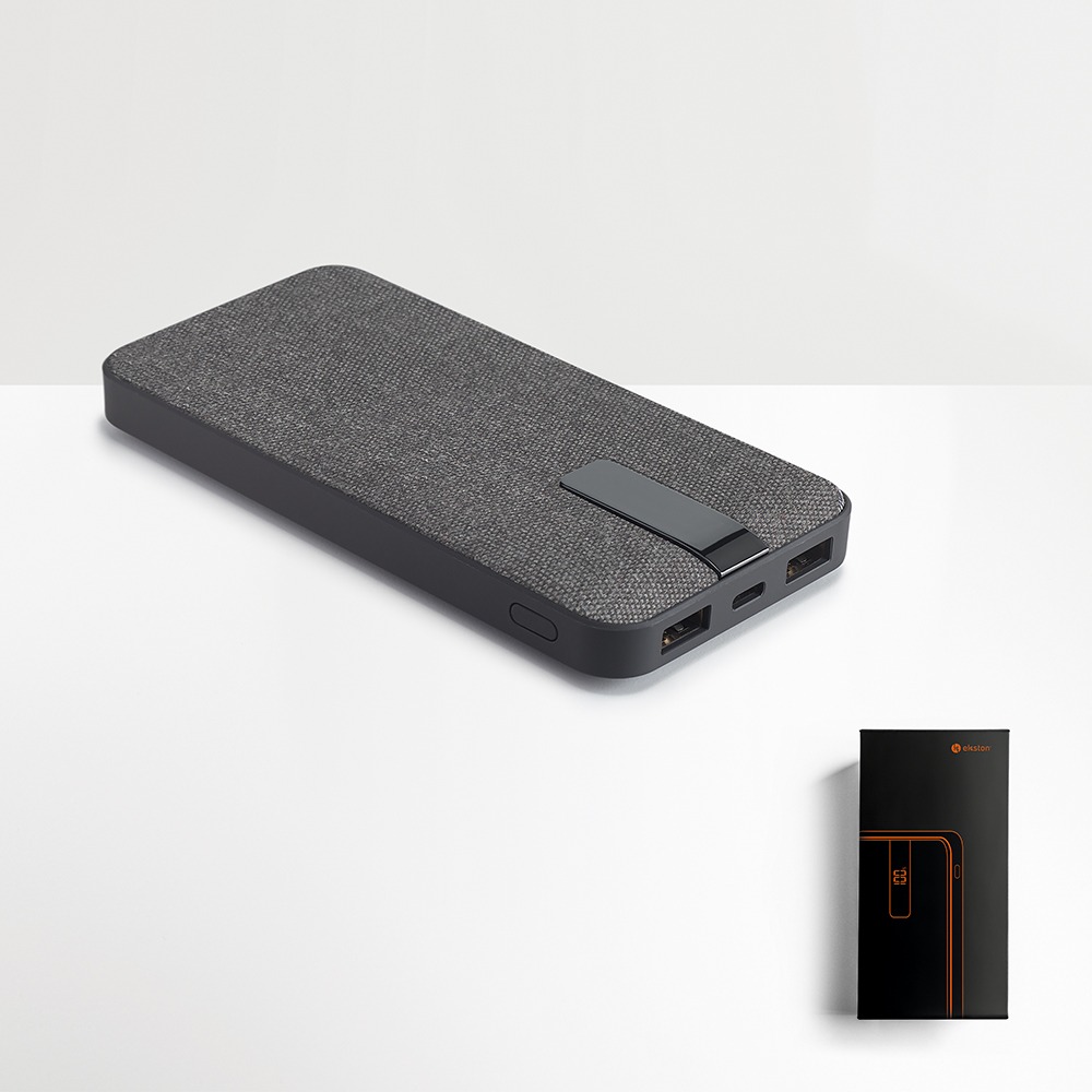 46053-Bateria portátil forrada à tecido numa estrututa em ABS