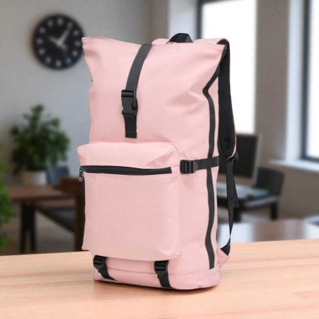 BC9038 - Mochila de Couro Sintético 41 Litros